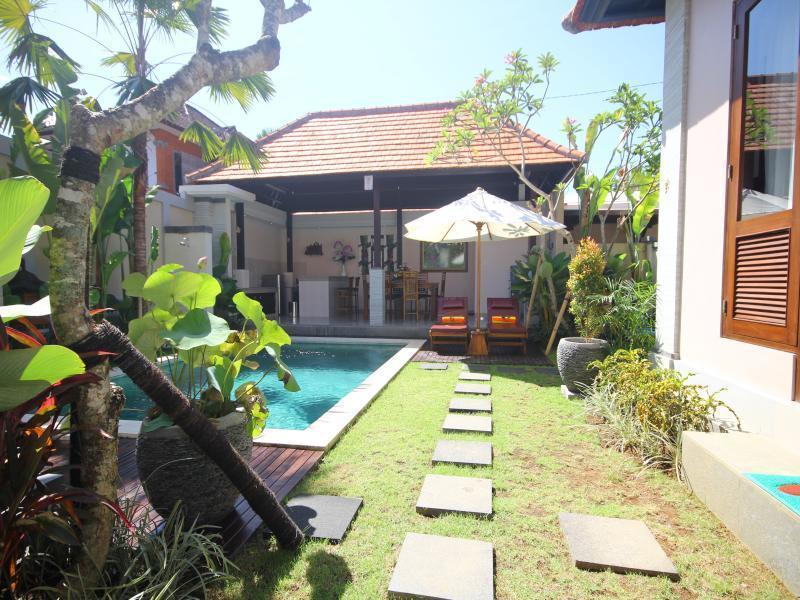 Kubal Villa Seminyak  Ngoại thất bức ảnh