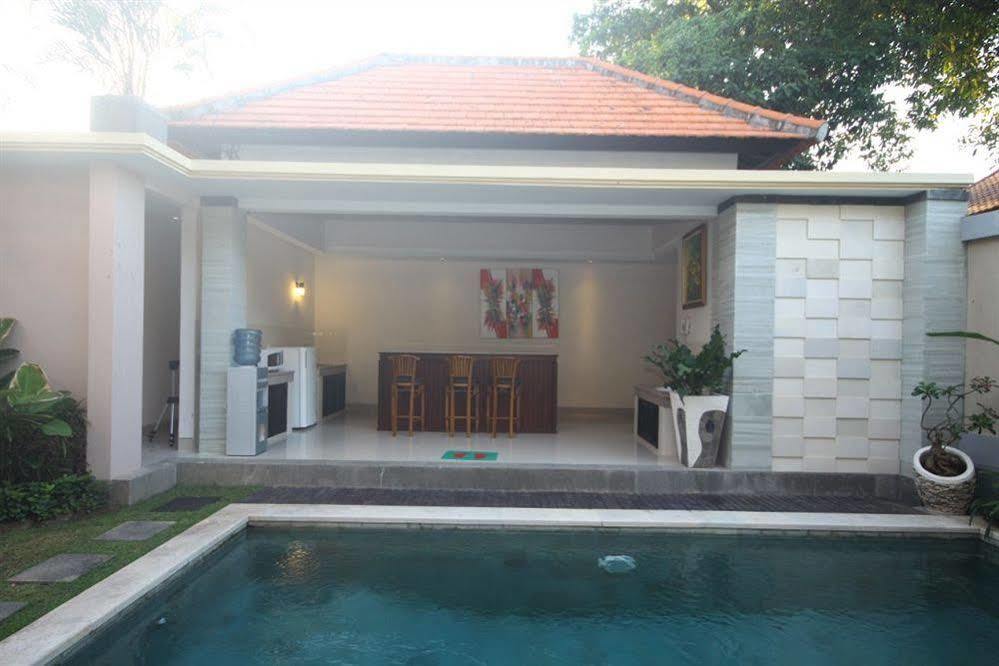 Kubal Villa Seminyak  Ngoại thất bức ảnh
